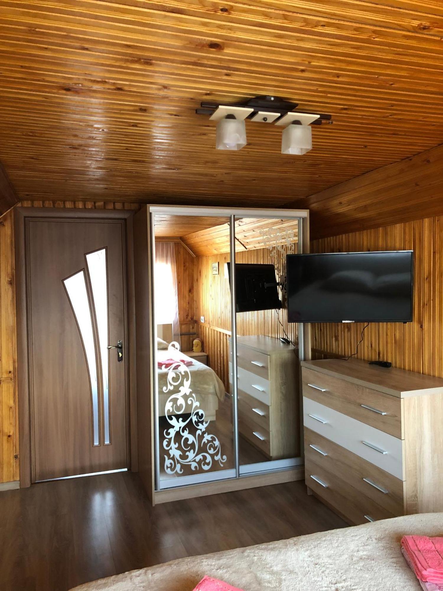 House Mold Villa Lazeshchyna Exterior photo